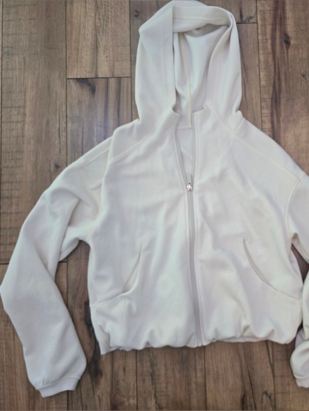 Women’s Cream Lululemon Zip-Up Hooded Sweatshirt